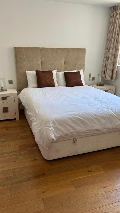 Ocean Village Luxury 2 Bed 2 Bath Apartment - Amazing Views - Pools And Jacuzzis Гибралтар Екстериор снимка