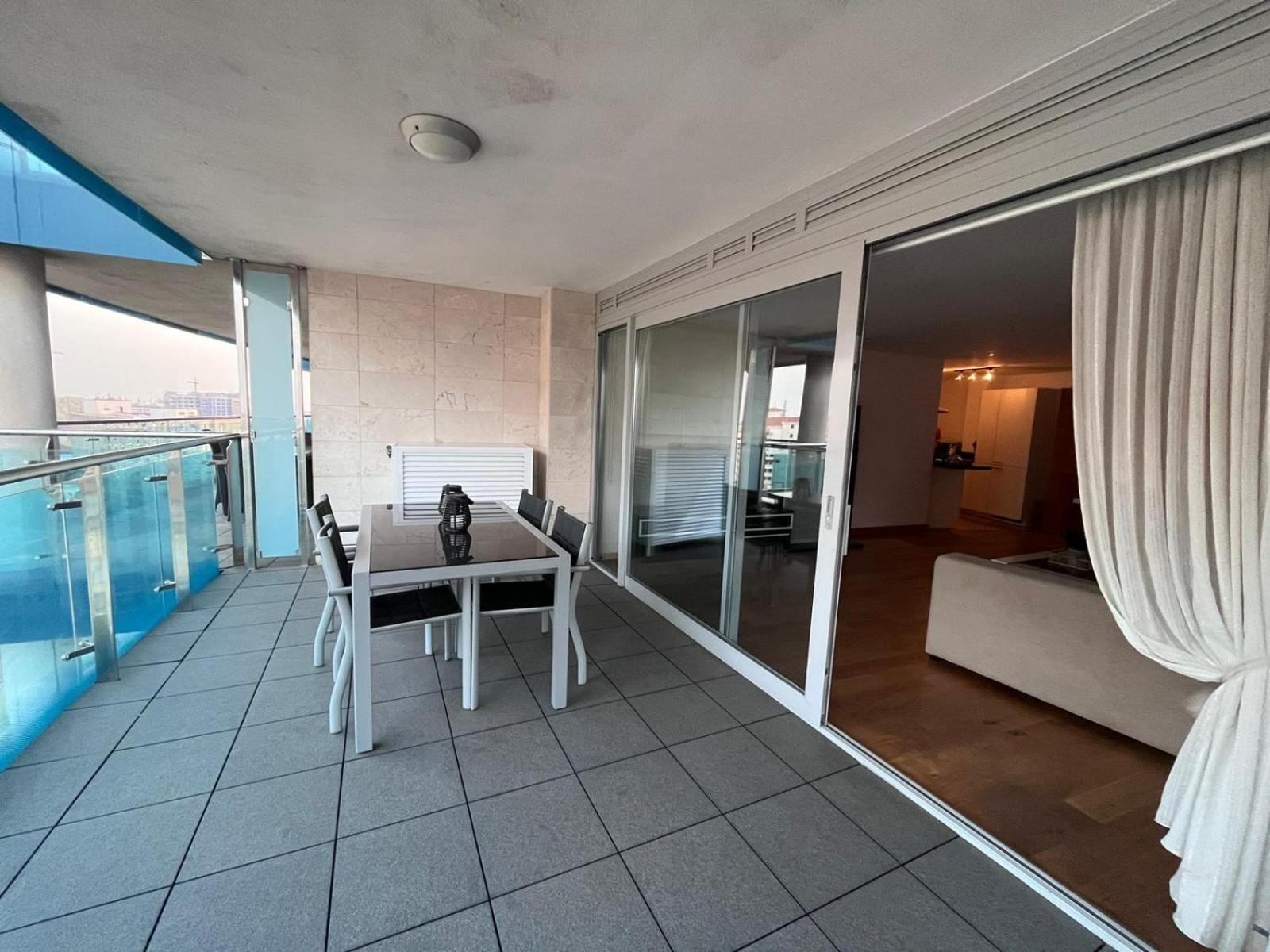 Ocean Village Luxury 2 Bed 2 Bath Apartment - Amazing Views - Pools And Jacuzzis Гибралтар Екстериор снимка